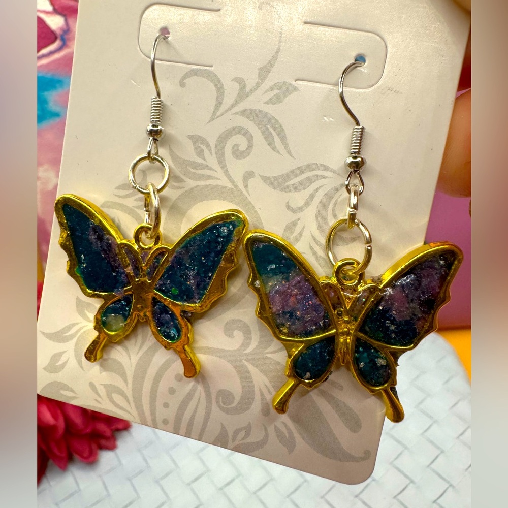 Bellway beauty gold silver ‘blue Saturn’ butterfly dangle earrings